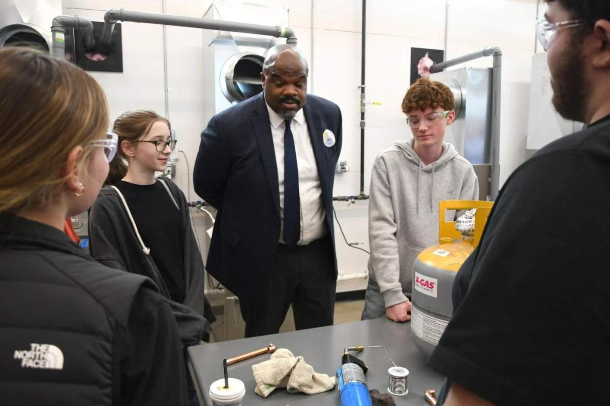 Education Secretary Inaugurates McCann’s New HVAC Lab