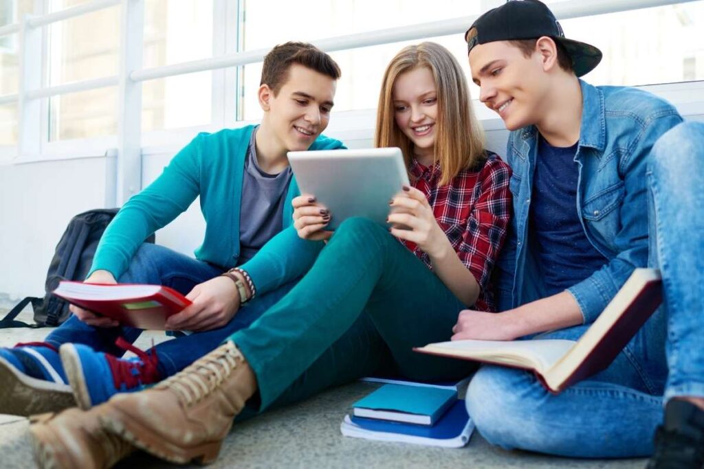 Best Education Apps in the USA for Kids and Adults