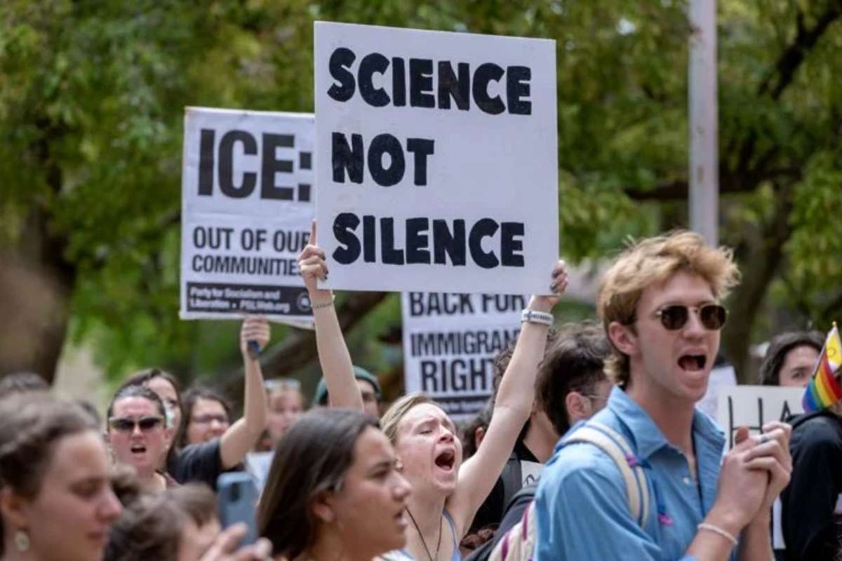 UNM Community Stages Walkout to Protest Federal Higher Education Policies
