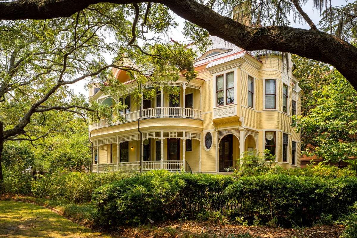 Exploring the Oldest Colleges in the US: Schools That Shaped American Education | Future Education Magazine