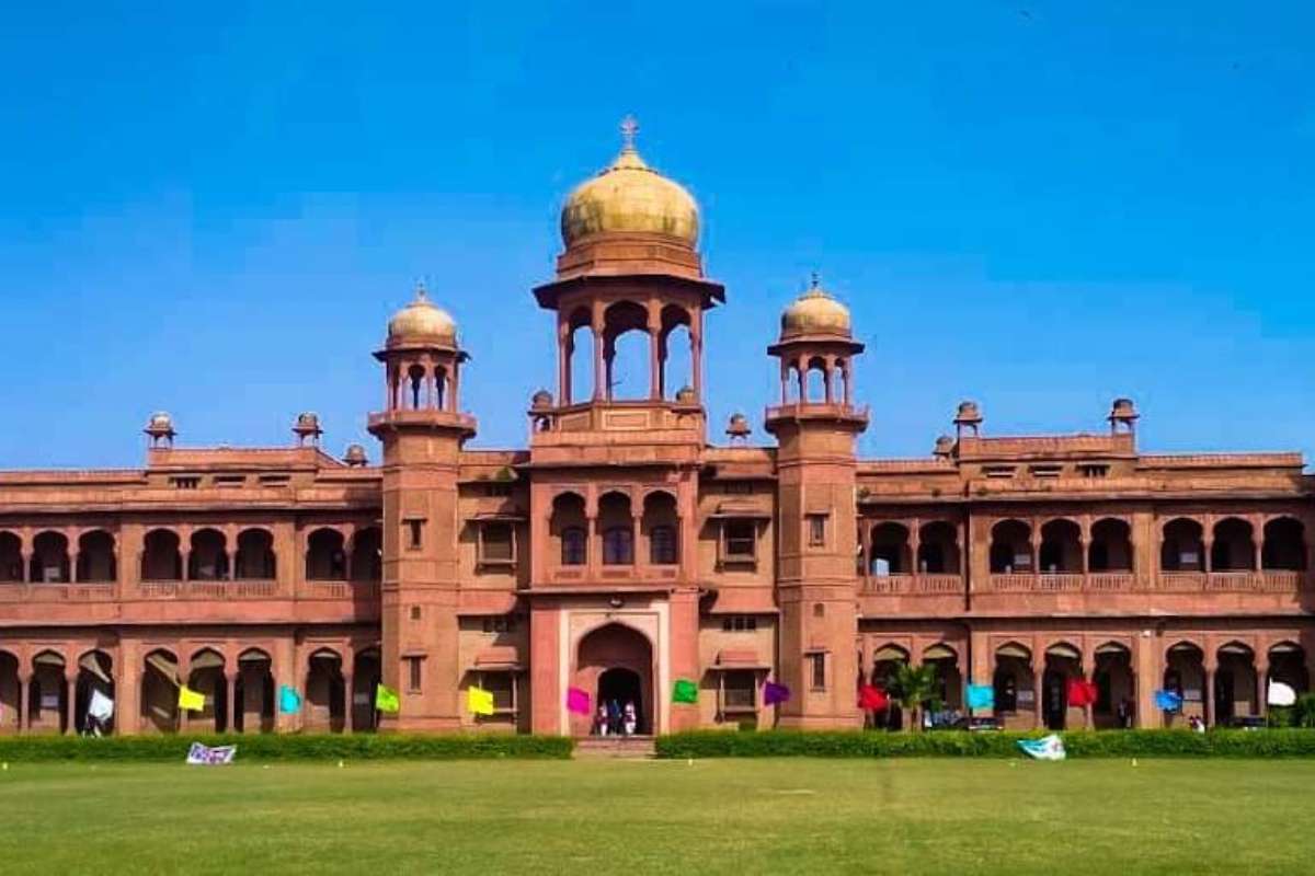 Exploring the Oldest Colleges in the US: Schools That Shaped American Education | Future Education Magazine