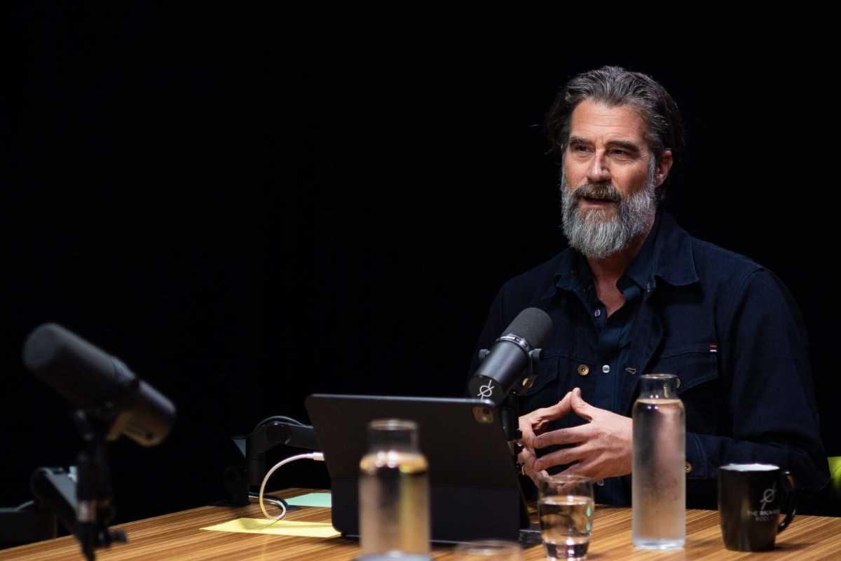 15 Must-Listen Podcasts for Self-Improvement to Transform Your Life | Future Education Magazine