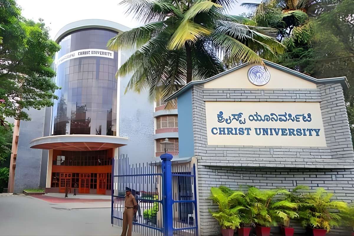 A Guide to the Best Commerce Colleges in India: Top 10 Rankings Revealed | Future Education Magazine