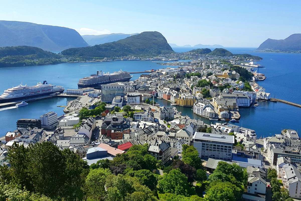 10 Most Educated Countries in the World Transforming Societies at a National Level | Future Education Magazine