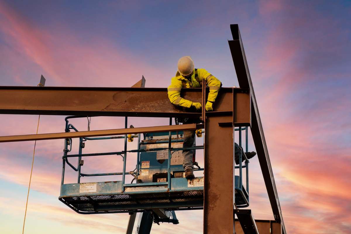 The Top 10 Most Dangerous Jobs in the US Where Risk is Part of the Routine | Future Education Magazine