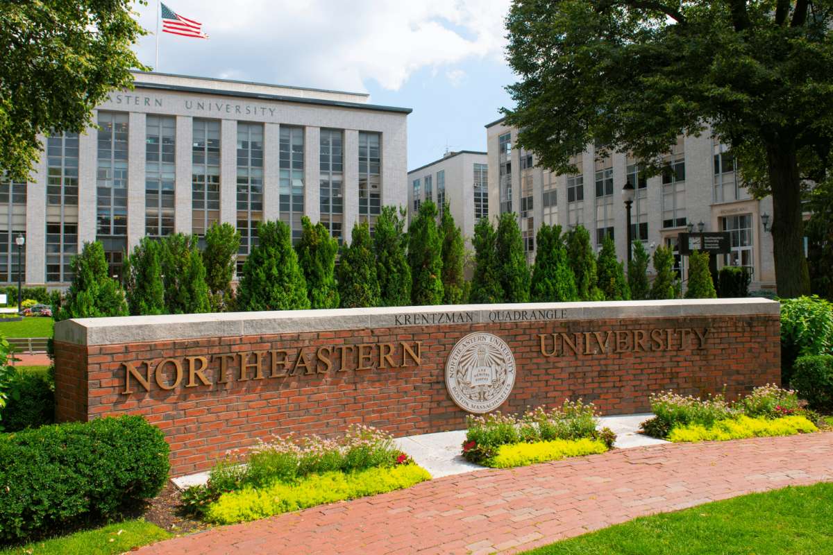 15 Colleges with Lowest Acceptance Rates: What It Takes to Stand Out | Future Education Magazine