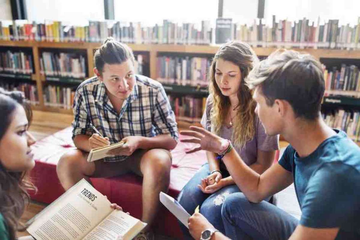 Think Twice Before Choosing Most Useless Degrees | Future Education Magazine