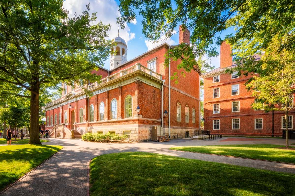 15 Colleges with Lowest Acceptance Rates: What It Takes to Stand Out | Future Education Magazine
