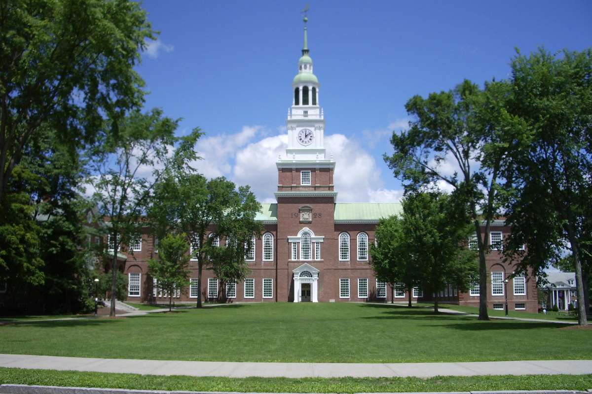 15 Colleges with Lowest Acceptance Rates: What It Takes to Stand Out | Future Education Magazine