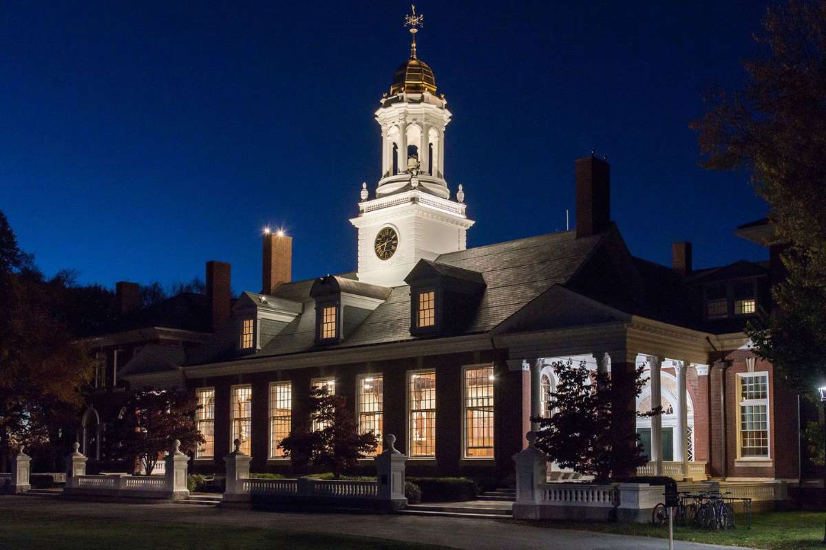 Top 10 Best Boarding Schools in the U.S. That Open Doors Most Students Never Reach | Future Education Magazine