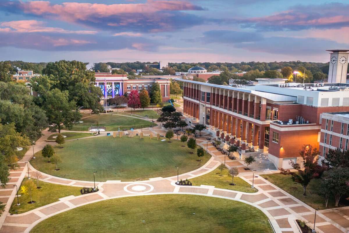 15 Colleges With Highest Acceptance Rates You Should Consider | Future Education Magazine