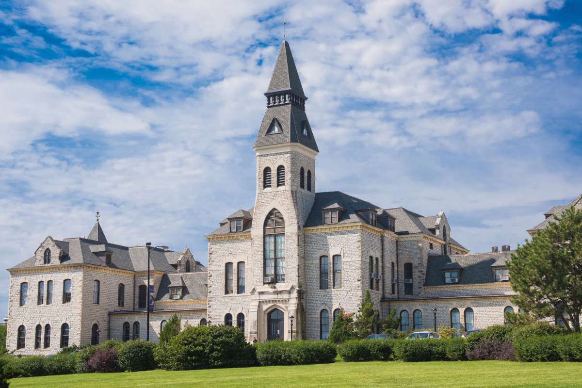 15 Colleges With Highest Acceptance Rates You Should Consider | Future Education Magazine