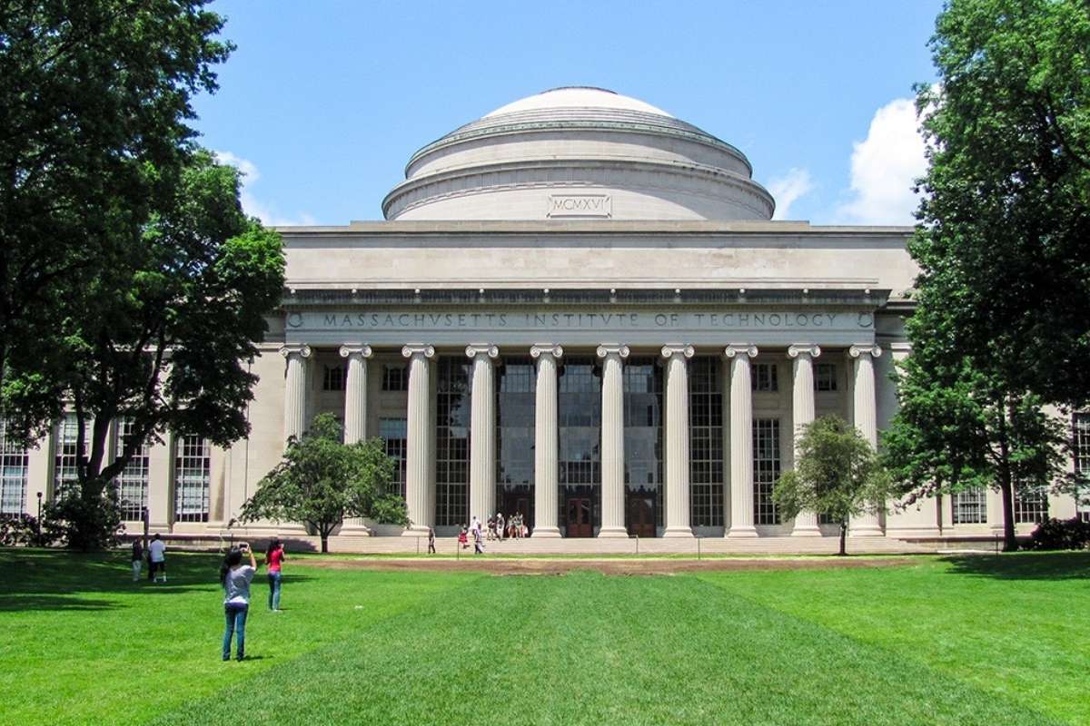 15 Best Aerospace Engineering Schools You Should Know Before Applying | Future Education Magazine