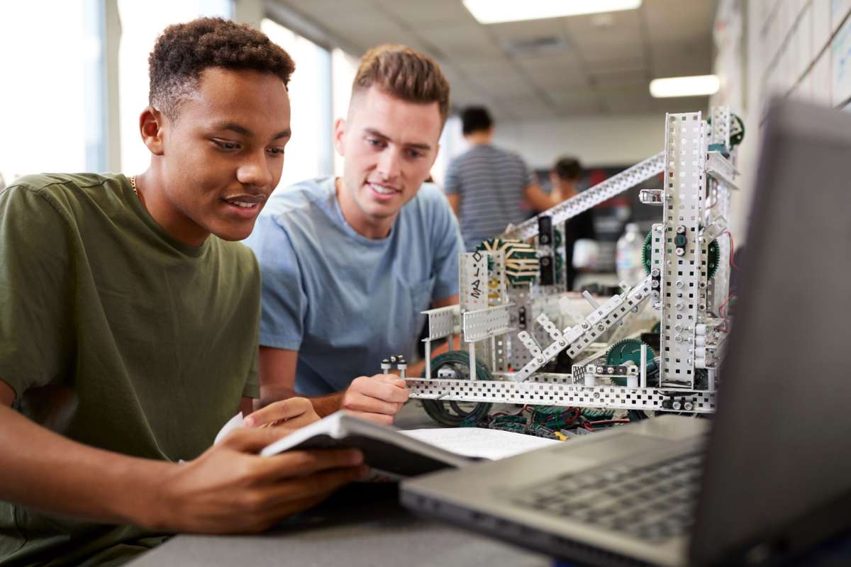 Benefits of Experiential Learning: What Neuroscience and Real Classrooms Reveal? | Future Education Magazine