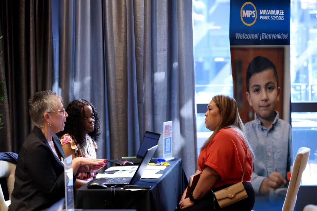 Milwaukee Public Schools hiring After Chicago CPS Teacher Layoffs | Future Education Magazine