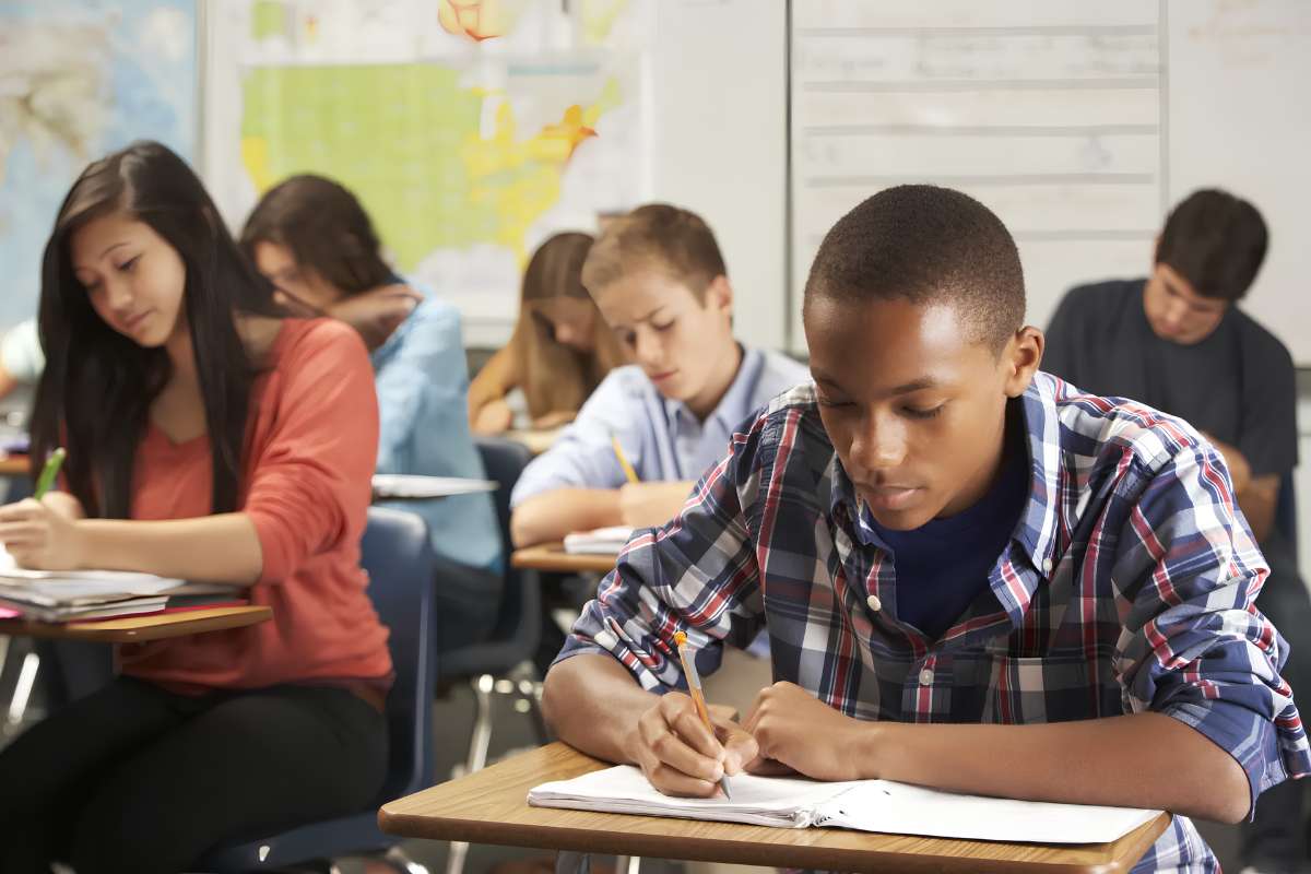 US Reading Scores Fall Further Behind Global Peers, New Data Shows | Future Education Magazine