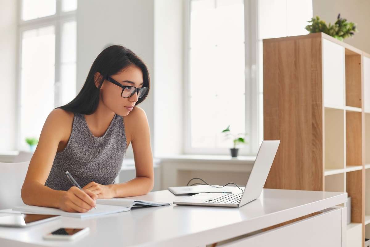 LMS for Employee Development: How It Works, Uses & Best Platforms | Future Education Magazine